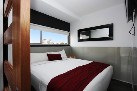 Honeysuckle Executive Apartments - Tourism Townsville 34