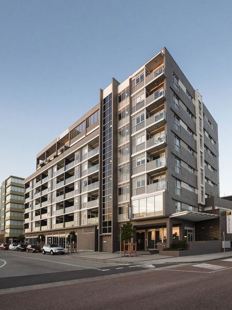 Honeysuckle Executive Apartments - Tourism Townsville 37