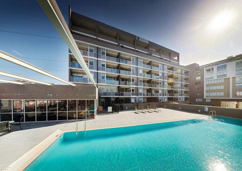 Honeysuckle Executive Apartments - Tourism Townsville 7
