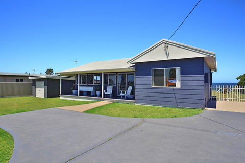 Glory @ Culburra - Absolute Beachfront - Pet & Family Friendly - Tourism Townsville 17