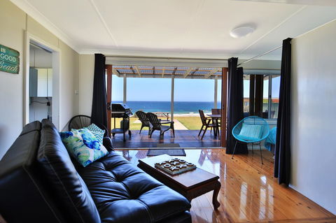 Glory @ Culburra - Absolute Beachfront - Pet & Family Friendly - Tourism Townsville 1