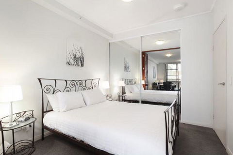 Wyndel Apartments - Apex North Sydney - Tourism Townsville 14