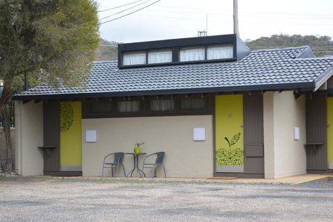 The Apple Inn - Tourism Townsville 19