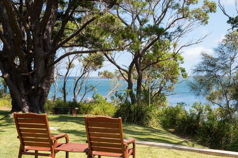By The Beach B&B Self Contained Apartments - Tourism Townsville 0