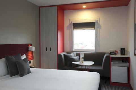 Ibis Sydney Airport - Tourism Townsville 10