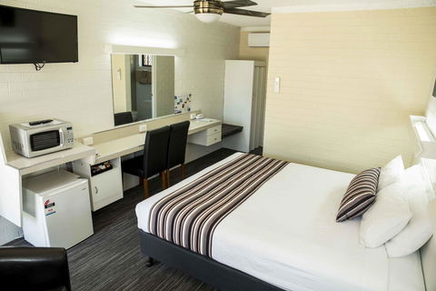 Coastal Bay Motel - Tourism Townsville 28