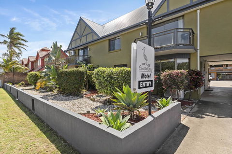 Coastal Bay Motel - Tourism Townsville 4