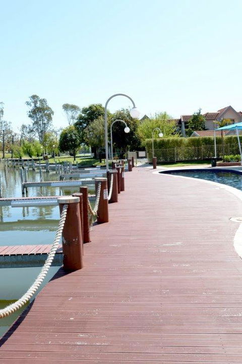 Yarrawonga Waterfront Apartments - Tourism Townsville 2