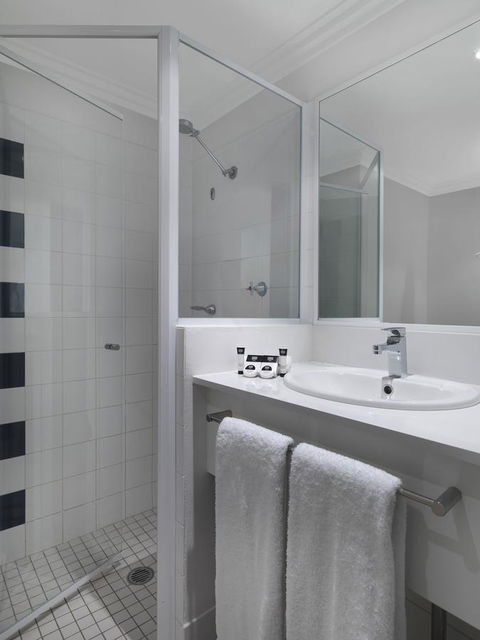 Ibis Styles Sydney Central - Tourism Townsville 8
