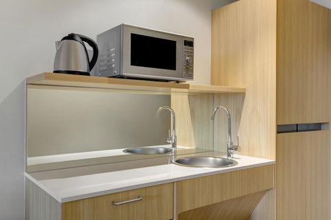 Ibis Styles Sydney Central - Tourism Townsville 11