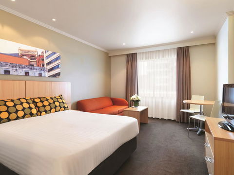 Ibis Styles Sydney Central - Tourism Townsville 9
