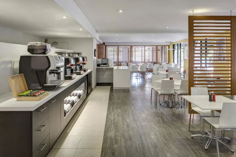 Ibis Styles Sydney Central - Tourism Townsville 6