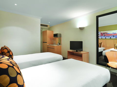Ibis Styles Sydney Central - Tourism Townsville 14