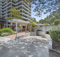 Pacific Towers Beach Resort - Tourism Townsville