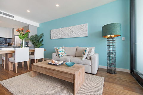 Arena Luxury Beachfront Apartment - Tourism Townsville 37
