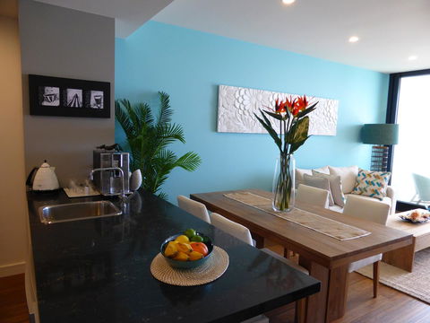 Arena Luxury Beachfront Apartment - Tourism Townsville 35