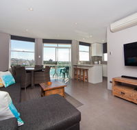 Gorgeous Coogee Views 2 beds WT21 - Tourism Townsville