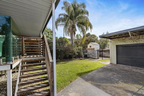 The Spa Cottage With HotTub, Netflix & Stan - Tourism Townsville 21