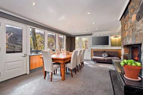 Pure Chalet Thredbo - Tourism Townsville 16