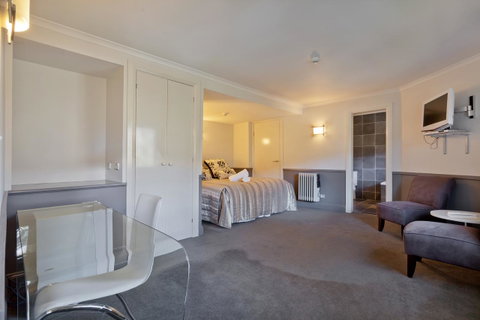 Pure Chalet Thredbo - Tourism Townsville 11