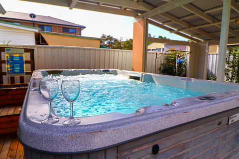 Interlude At Belmont - Tourism Townsville 0
