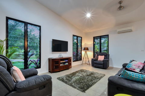 'Tropical Oasis - Darwin NT - Tourism Townsville 25