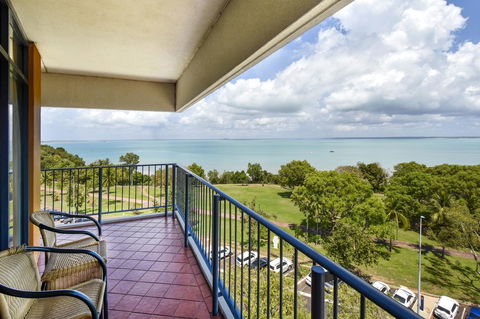 Mantra On The Esplanade - Tourism Townsville 6