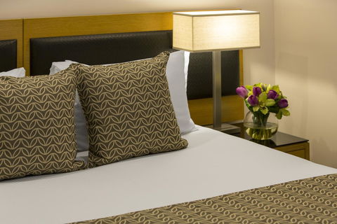 Oaks Darwin Elan Hotel - Tourism Townsville 10