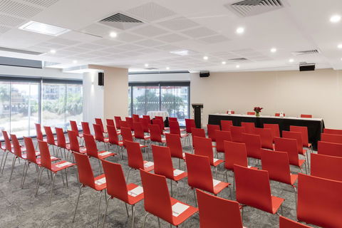 Oaks Darwin Elan Hotel - Tourism Townsville 26