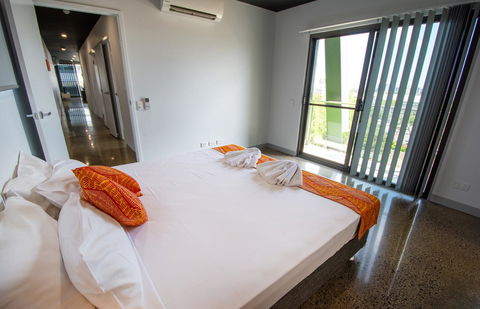 Magnum Serviced Apartments - Tourism Townsville 34