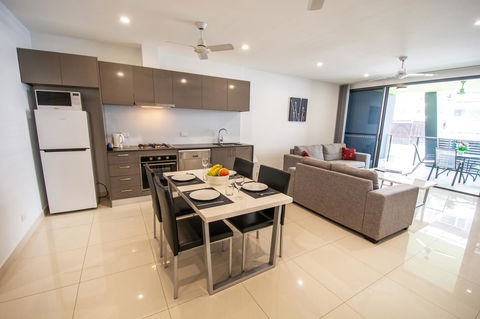 Magnum Serviced Apartments - Tourism Townsville 11