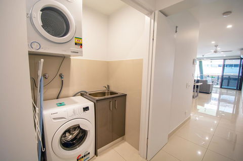 Magnum Serviced Apartments - Tourism Townsville 15