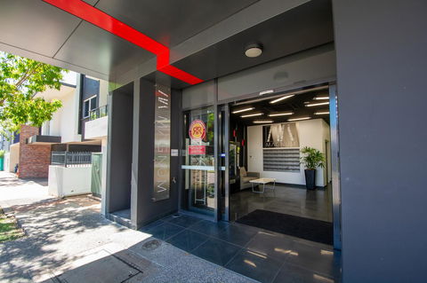 Magnum Serviced Apartments - Tourism Townsville 25