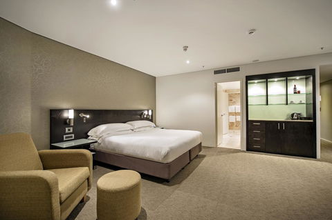 Hilton Darwin - Tourism Townsville 34
