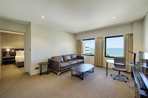 Hilton Darwin - Tourism Townsville 12