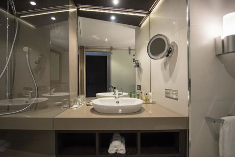 Hilton Darwin - Tourism Townsville 24