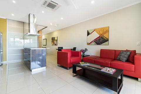Elsey On Parap - Tourism Townsville 15