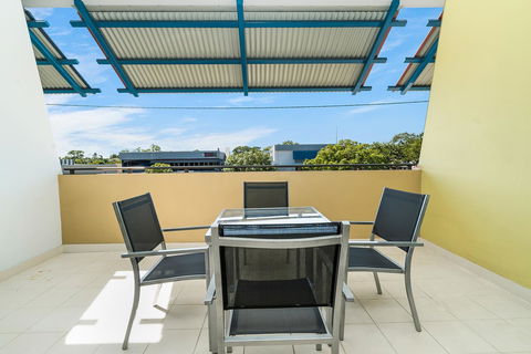 Elsey On Parap - Tourism Townsville 13