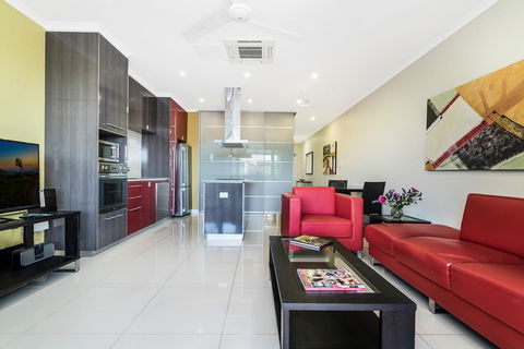 Elsey On Parap - Tourism Townsville 14
