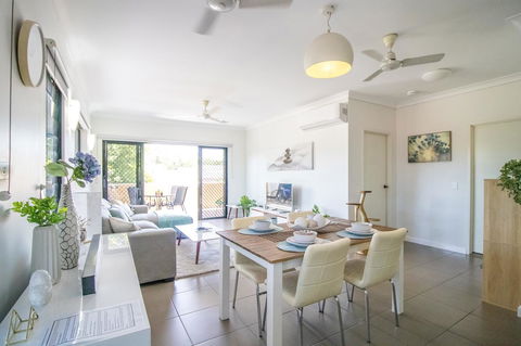 ZEN QUEST - The NOMADS PAD Near Nightcliff Markets & Sunset Foreshore - Tourism Townsville 14