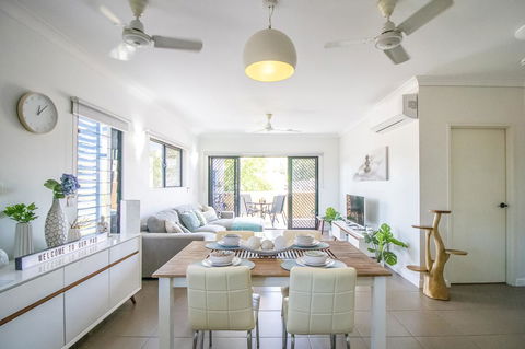 ZEN QUEST - The NOMADS PAD Near Nightcliff Markets & Sunset Foreshore - Tourism Townsville 0