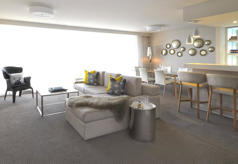 QT Canberra - Tourism Townsville 24