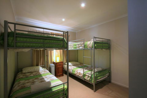 Boronia 6/30 Nettin Circuit - Tourism Townsville 1