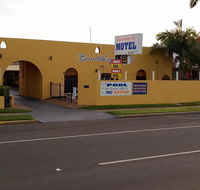 Bourbong St Motel - Tourism Townsville