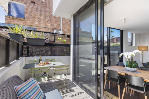 BOUTIQUE STAYS - Maybloom - Tourism Townsville 2