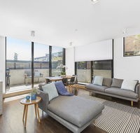 BOUTIQUE STAYS - Maybloom - Tourism Townsville