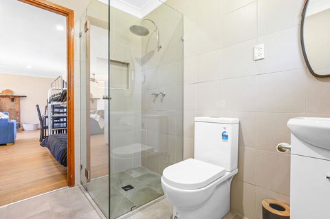 Braeside Cabin Two - Alphitonia - Tourism Townsville 1