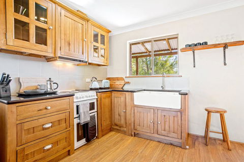 Braeside Cabin Two - Alphitonia - Tourism Townsville 2