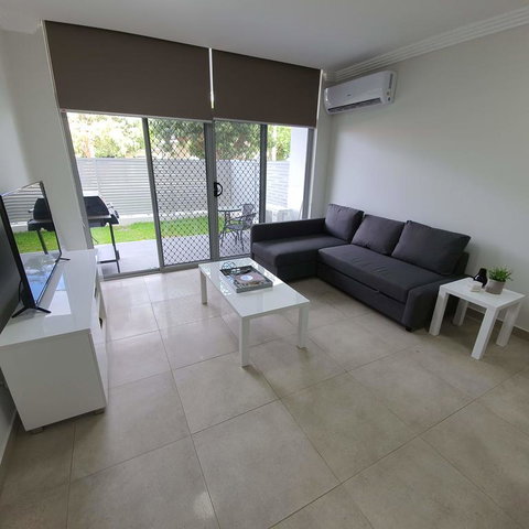 Brand New Apartment In Prime Location In Penrith - Tourism Townsville 0