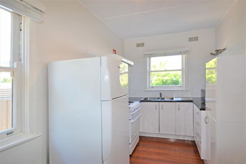 Breakers 5 2 Hill Street - Tourism Townsville 3